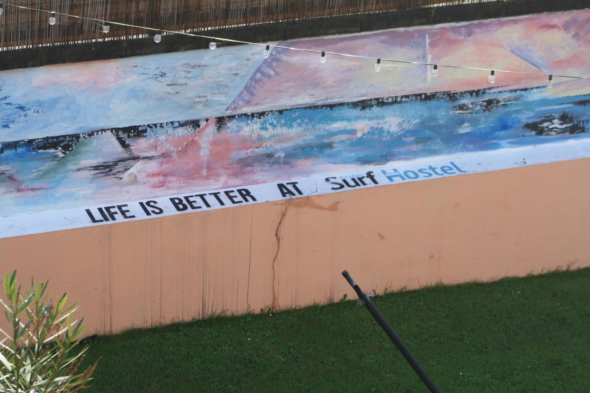 Gijon Surf Hostel Exteriör bild